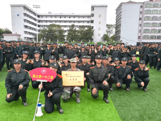 赓续长征精神，磨砺青春锋芒——马克思主义学院2026级新生军训圆满收官