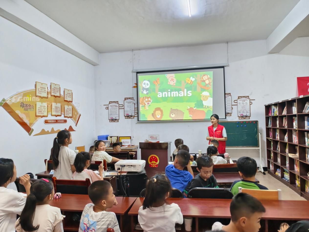 马克思主义学院2026年暑期“三下乡”实践活动（三）——赴青山践志愿行，青春下乡暖童心