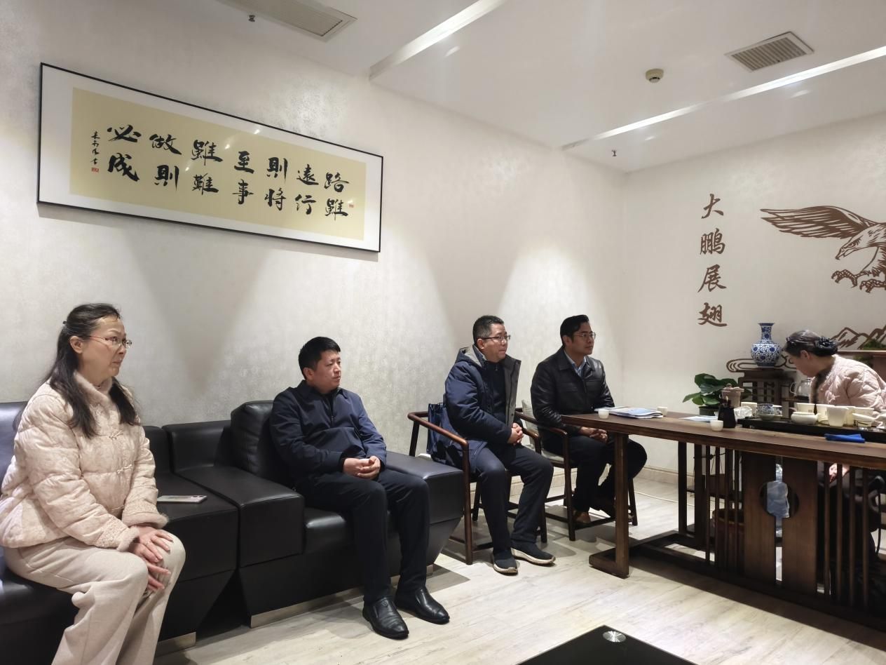 马克思主义学院赴多家企业开展访企拓岗活动